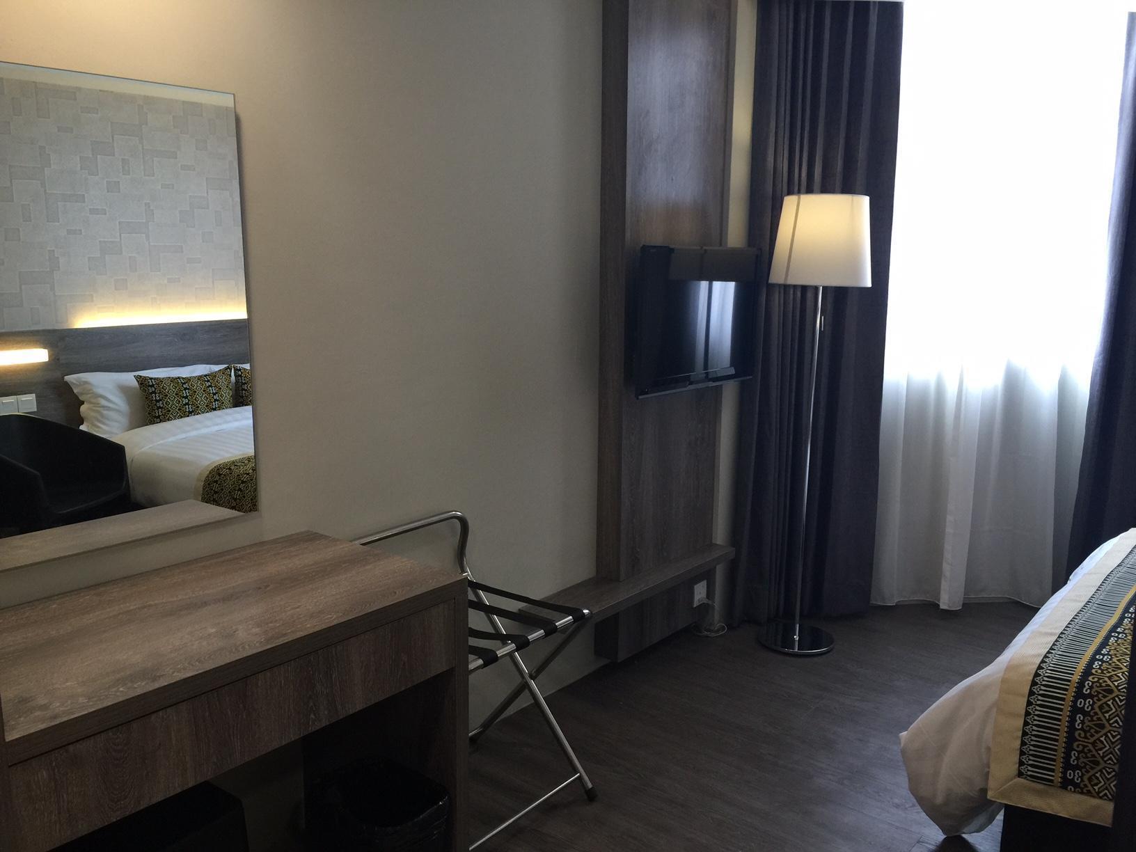 Ajang Hotel Miri Eksteriør bilde