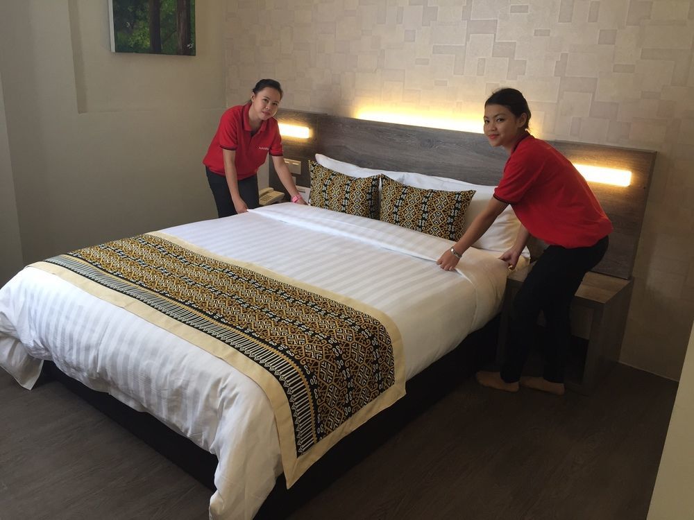 Ajang Hotel Miri Eksteriør bilde