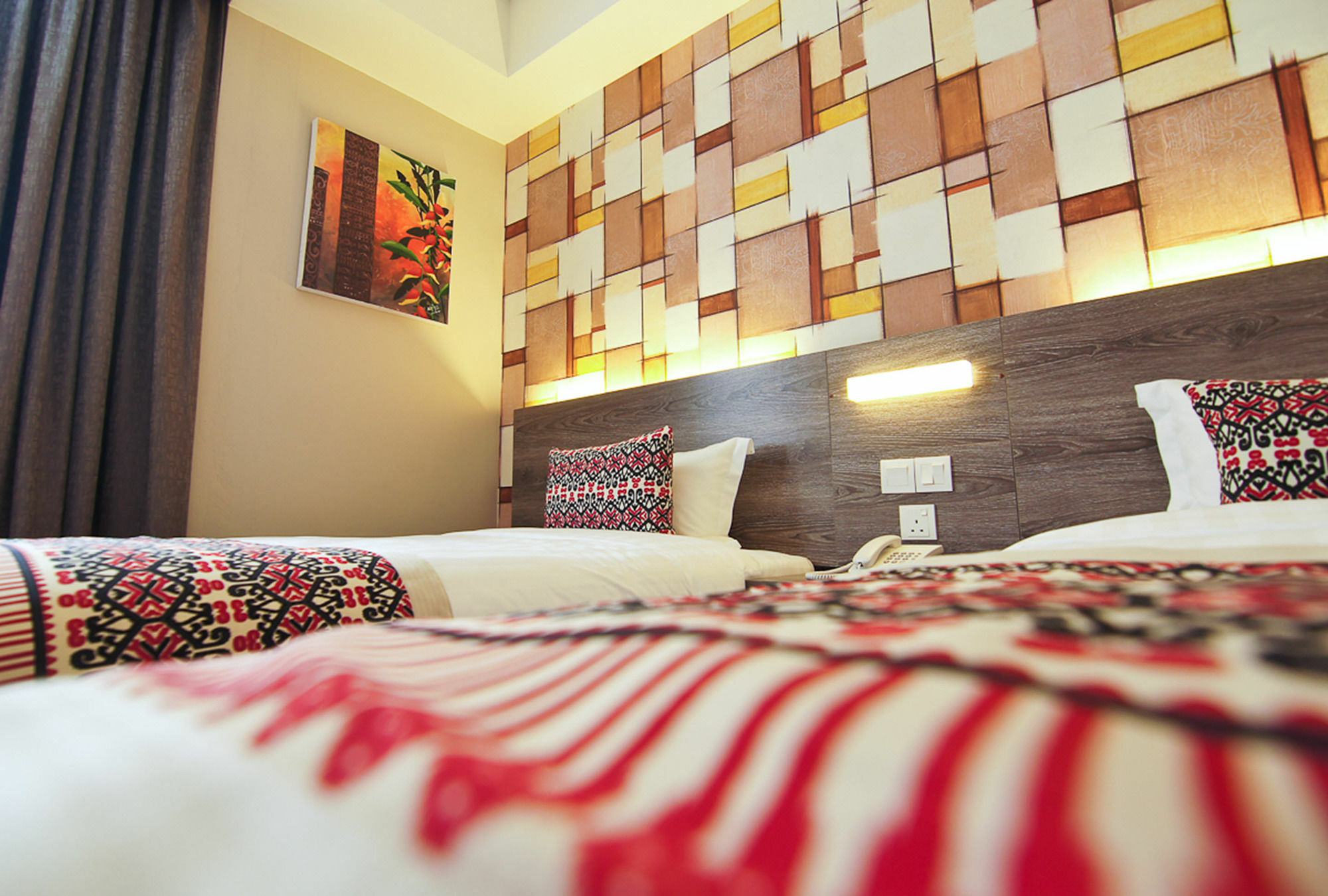 Ajang Hotel Miri Eksteriør bilde